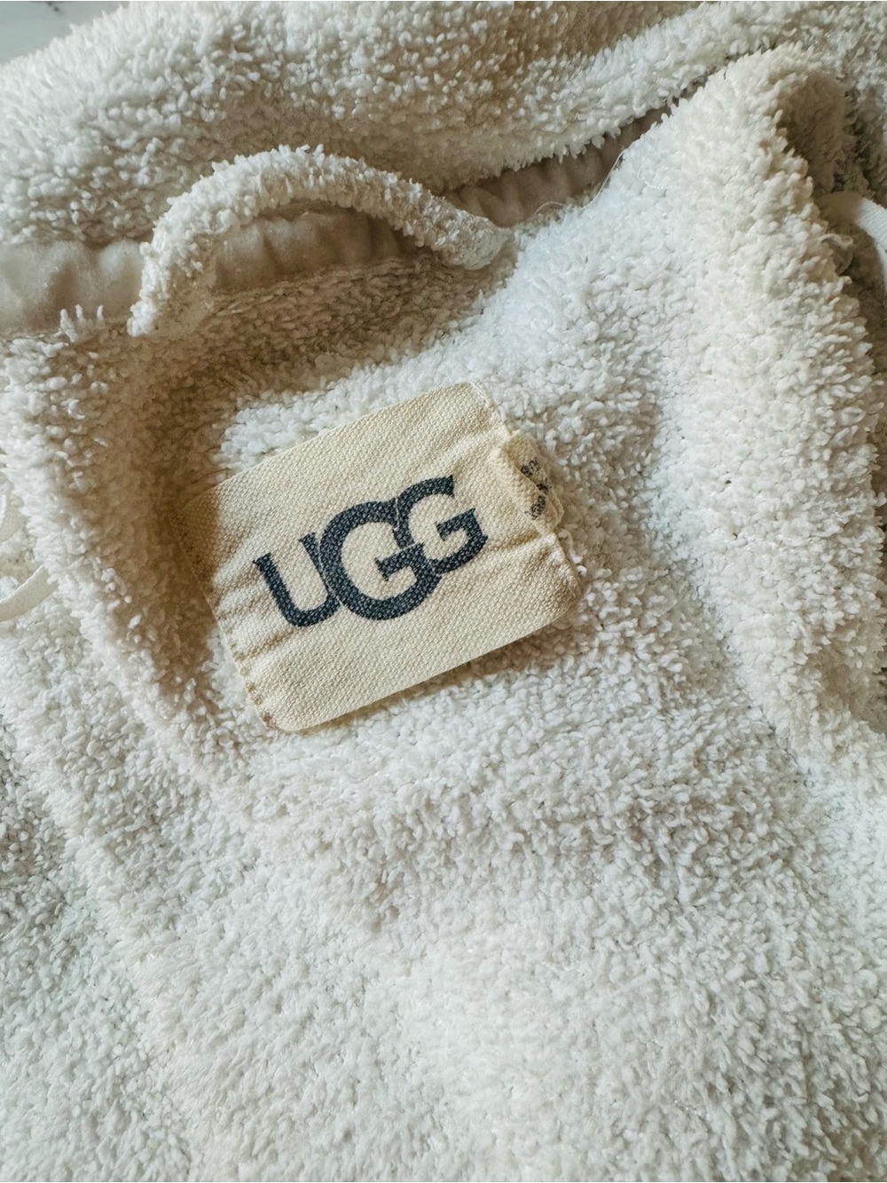 Ugg creamy white womens bathrobe
